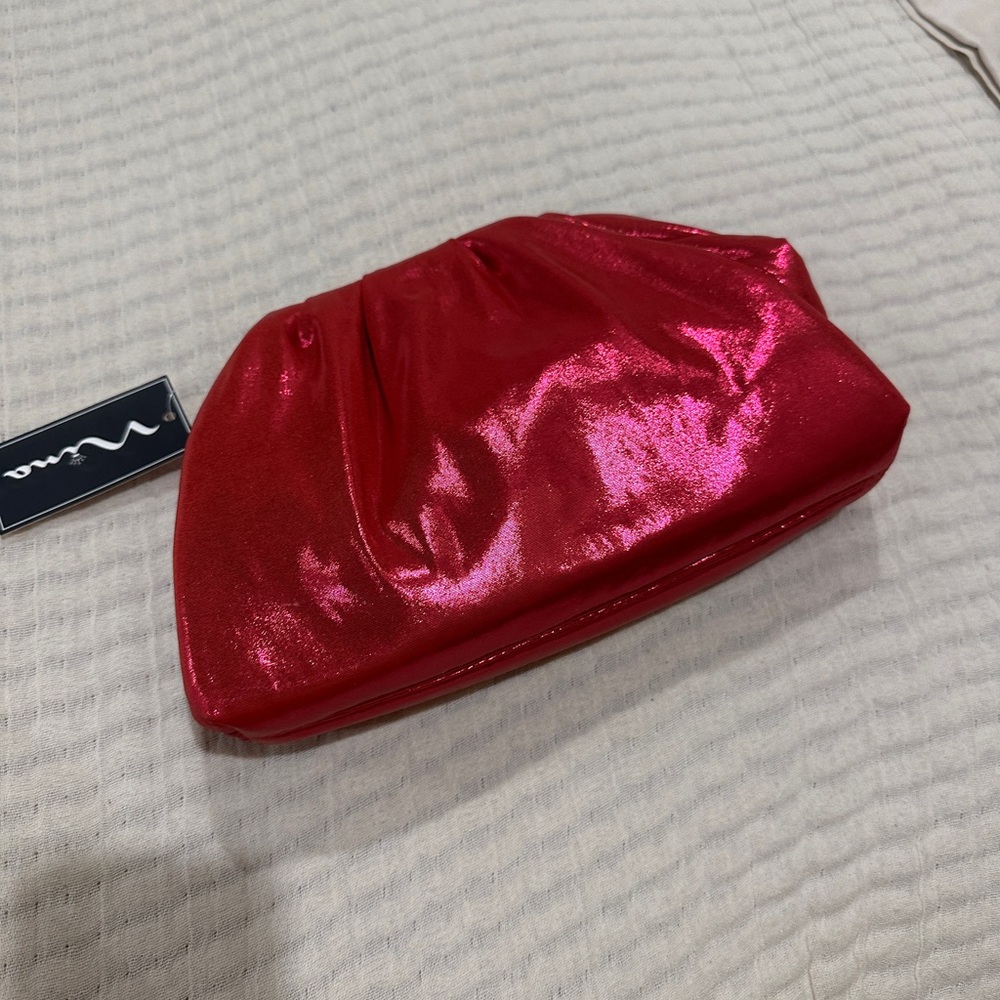 Clutch or shoulder bag